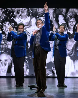 Ain't Too Proud: The Life and Times of The Temptations