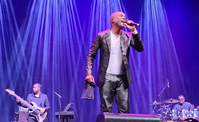 Kenny Lattimore