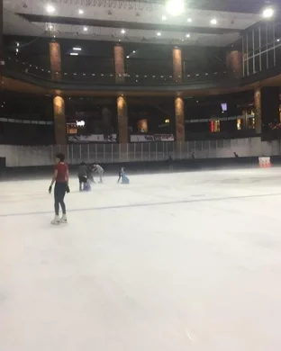 Joe Deguardia's Star Rockin Fights Boxing